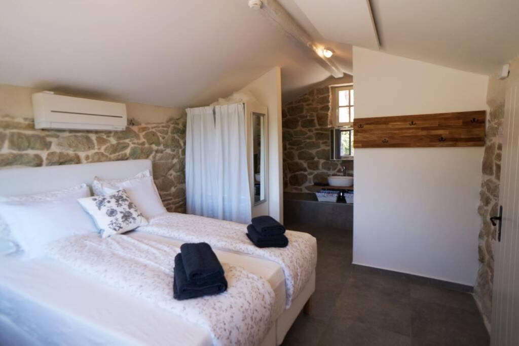 Vranje Selo Ferienhaus Villa Alisia, Wunderschoenes Natursteinhaus Bei Porec, Istrien, Kroatien מראה חיצוני תמונה