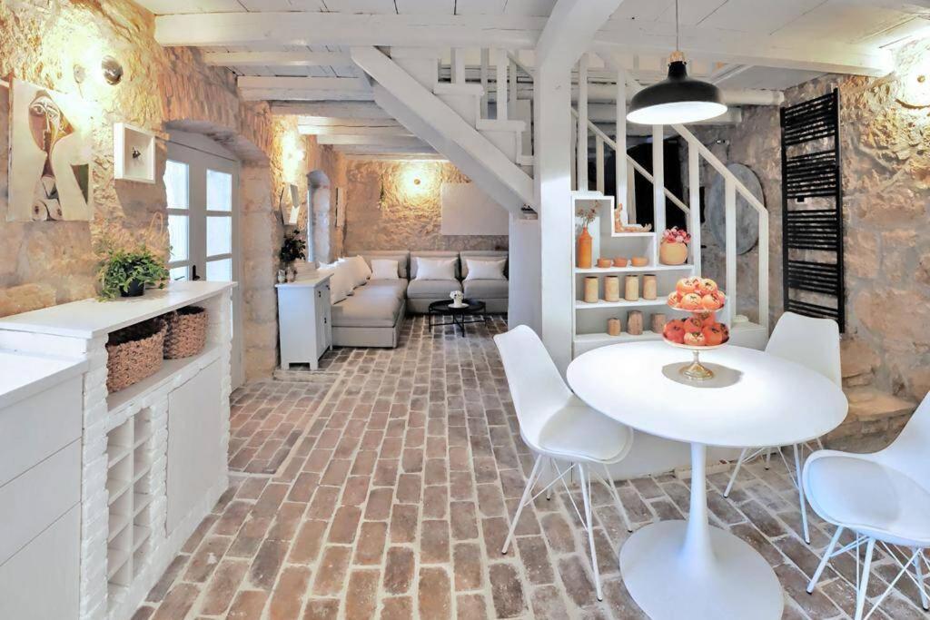 Vranje Selo Ferienhaus Villa Alisia, Wunderschoenes Natursteinhaus Bei Porec, Istrien, Kroatien מראה חיצוני תמונה