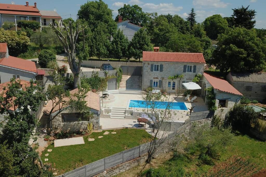 Vranje Selo Ferienhaus Villa Alisia, Wunderschoenes Natursteinhaus Bei Porec, Istrien, Kroatien מראה חיצוני תמונה